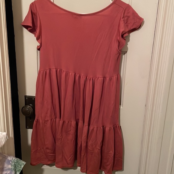 Cute dusty rose colored dress - Picture 5 of 8
